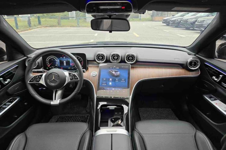 Used Mercedes-Benz C-Class 2023 Facelift C 260 L