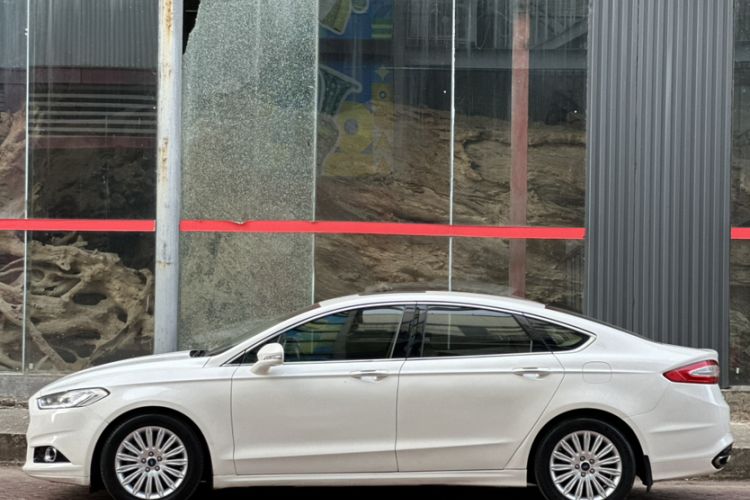 Used Ford Mondeo 2013 2.0L GTDi 200 Fashion Edition
