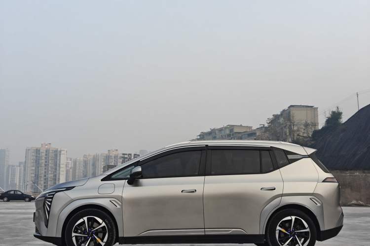 Used AION Y 2023 Plus 510 Smart Edition