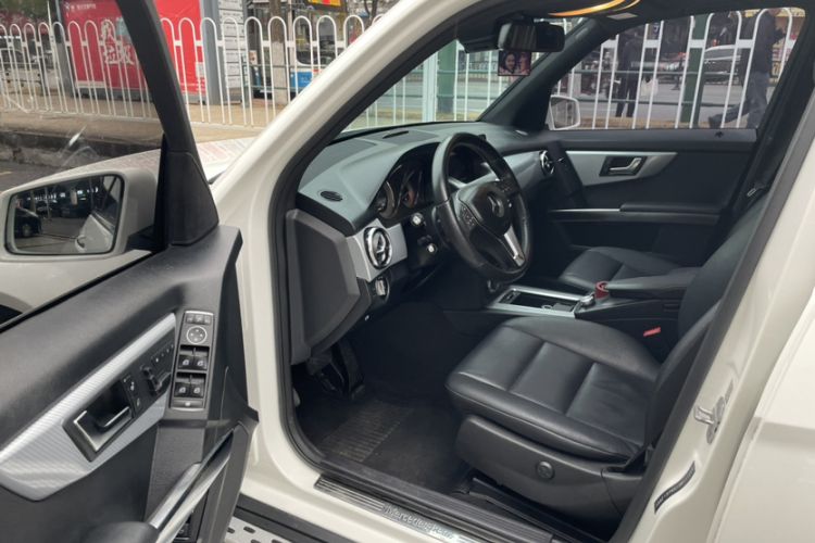 Used Mercedes-Benz GLK-Class 2013 Facelift GLK 300 4MATIC Fashion Edition