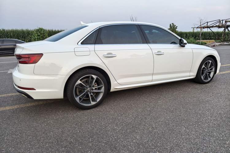Used Audi A4L 2019 40 TFSI Ambition Version China V
