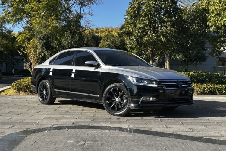 Used Volkswagen Passat 2017 330TSI DSG Luxury Edition
