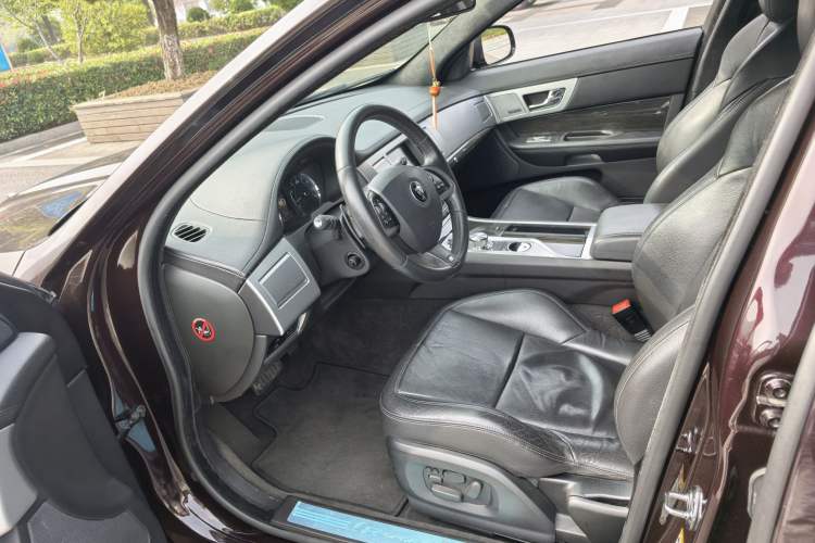 Used Jaguar XF 2015 XF 3.0 SC R-Sport Luxury Edition
