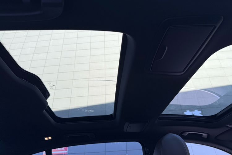 Used BMW 5 Series 2022 Second Facelift 530Li Leading Edition M Sport Package
