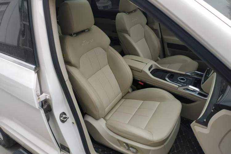 Used Zotye T800 2018 2.0T Automatic Prestige Smart Connectivity 7-Seater
