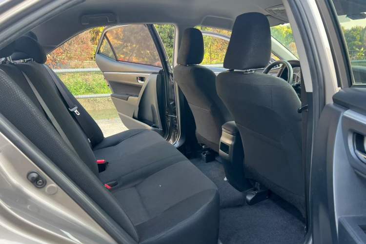 Used Toyota Corolla 2017 Revised Version 1.2T S-CVT GL
