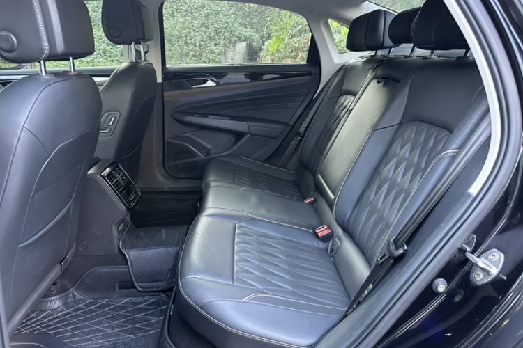 Used Volkswagen Passat New Energy 2020 430 PHEV Hybrid Luxury Edition China VI Standard
