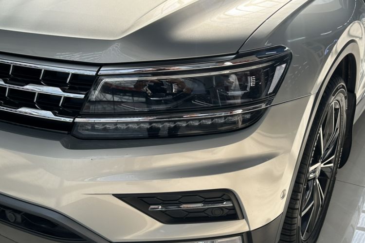 Used Volkswagen Tiguan L 2017 330TSI Automatic Two-Wheel Drive Flagship Edition
