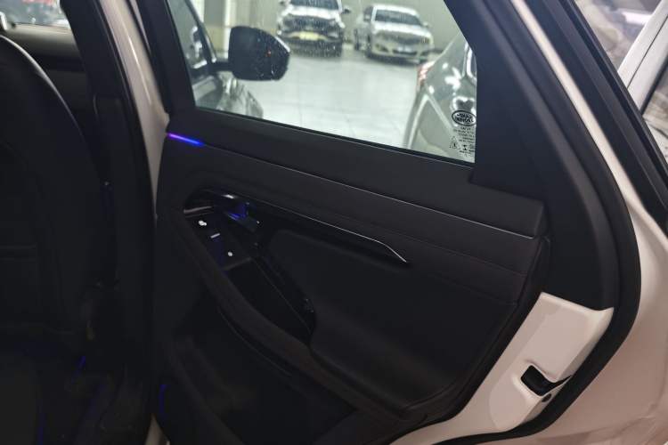 Used Land Rover Range Rover Evoque 2020 249 PS R-DYNAMIC S Blackened Sport Technology Edition