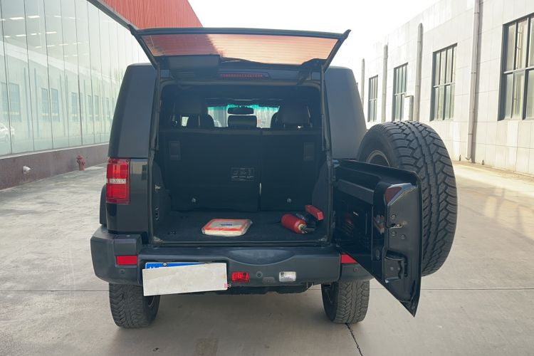 Used  BJ40 2016 40L 2.3T Automatic All-Wheel Drive Premium Edition