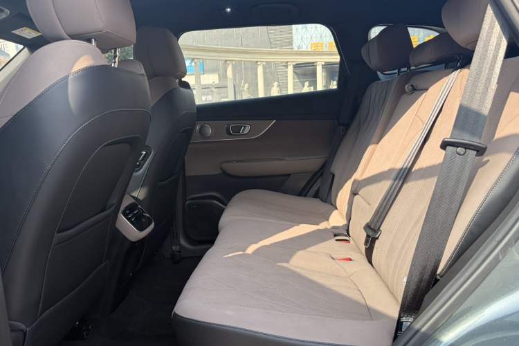 Used Chery Fengyun T8 2025 1.5T 130km Deluxe Version 5 Seats