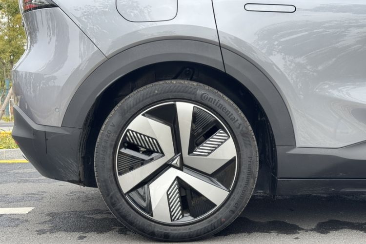 Used  S05 2024 200 Ultra Range-Extended Long-Range Version
