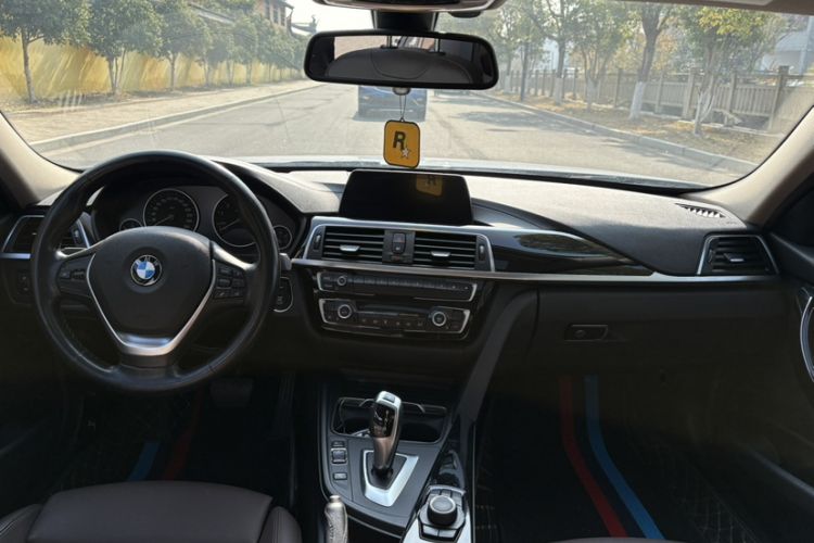 Used BMW 3 Series 2018 320Li Fashion Model
