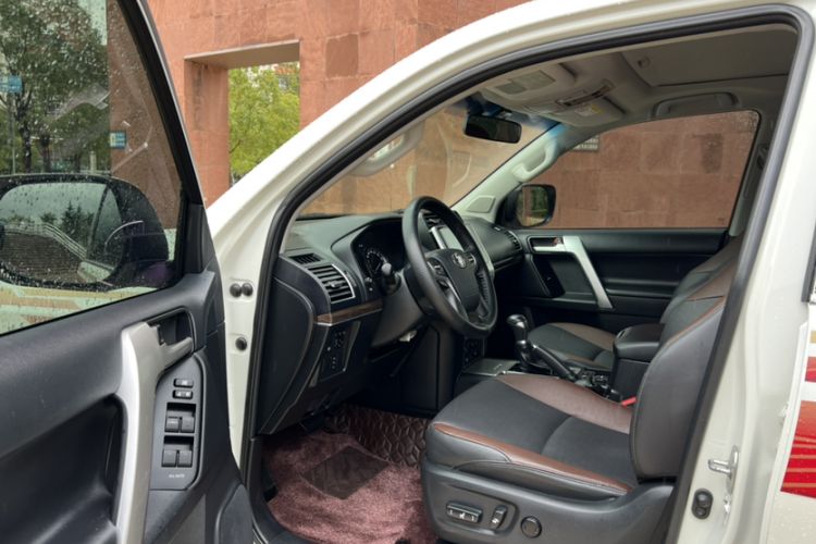 Used Toyota Prado 2019 3.5L Automatic TX-L Deluxe Edition with Rear-Mounted Spare Tire
