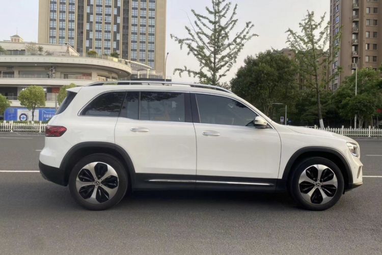 Used Mercedes-Benz GLB 2022 Updated GLB 200 Fashion Edition
