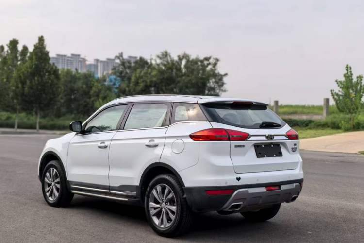 Used Geely Auto Emgrand X7 Sport 2016 2.0L Manual ZhiShang Version