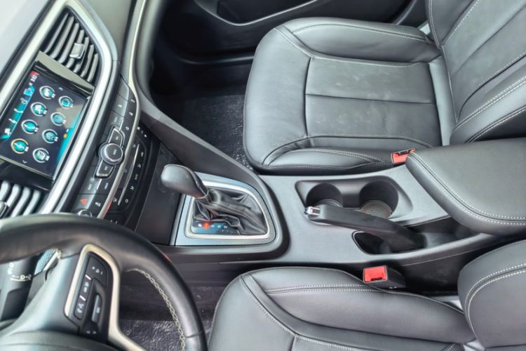 Used Buick Excelle GX 2019 18T Automatic Connected Elite Model China VI Standard