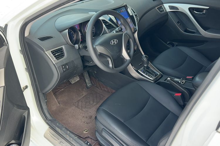 Used Hyundai Elantra 2013 1.6L Automatic Leading Model