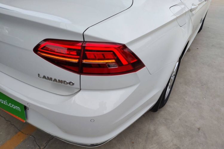 Used Volkswagen Lamando 2019 230TSI DSG Fashion Edition China VI
