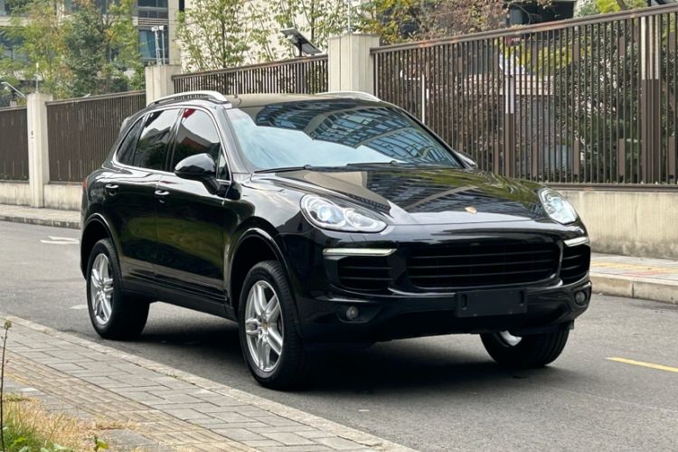 Used Porsche Cayenne 2016 Cayenne Platinum Edition 3.0T
