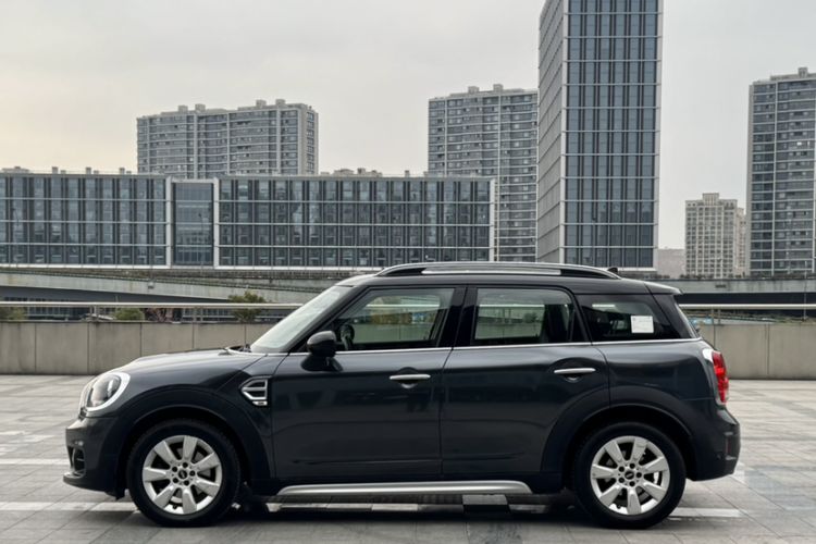 Used  Countryman 2017 1.5T COOPER
