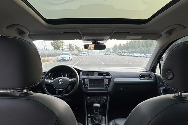 Used Volkswagen Tiguan L 2018 330TSI Automatic Two-Wheel Drive Luxury Edition
