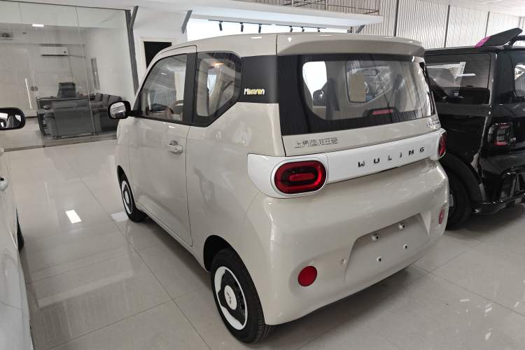 Used Wuling Hongguang MINIEV 2024 3rd Generation 215km Youth Edition
