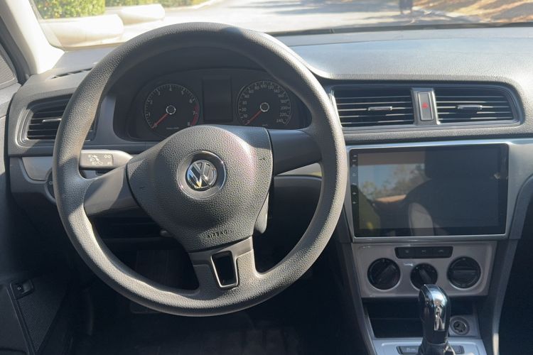 Used Volkswagen Lavida 2017 1.6L Automatic Comfort Edition
