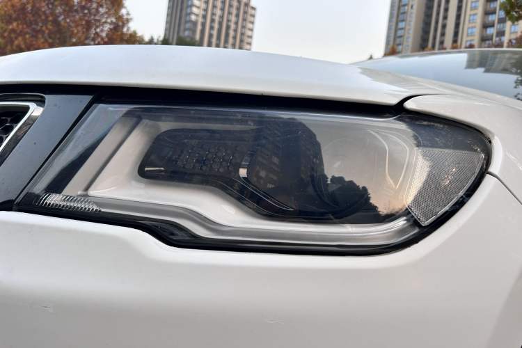 Used  Compass 2017 200T Automatic Family Edition
