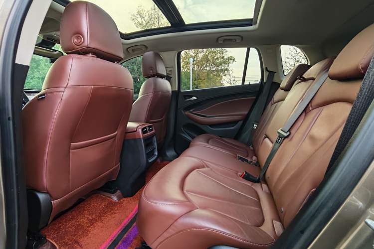 Used Buick Envision 2018 28T Four-Wheel Drive Luxury Model
