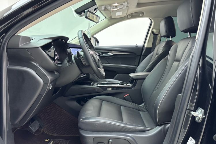 Used Buick Envision 2021 Encore Plus 652T Five-Seat Luxury Model
