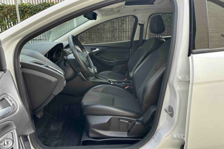 Used Ford Focus 2017 Hatchback EcoBoost 125 Automatic - Ultra-Powerful Style Edition with Smart Drive Features