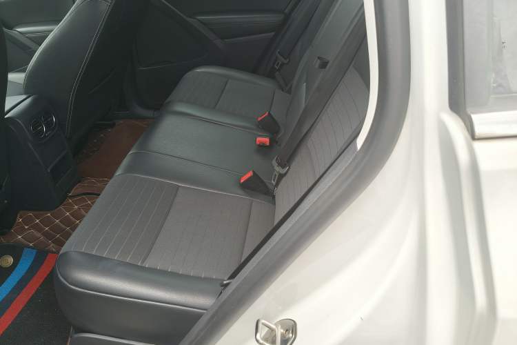 Used Volkswagen Tiguan 2017 300TSI Automatic Two-Wheel Drive Silk Road Luxury Edition
