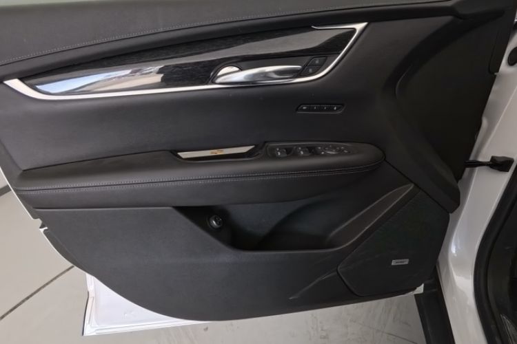 Used Cadillac XT5 2021 28T Luxury Version