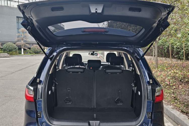 Used BYD Song MAX 2017 1.5T Automatic Smart Connect Luxury 7-Seater