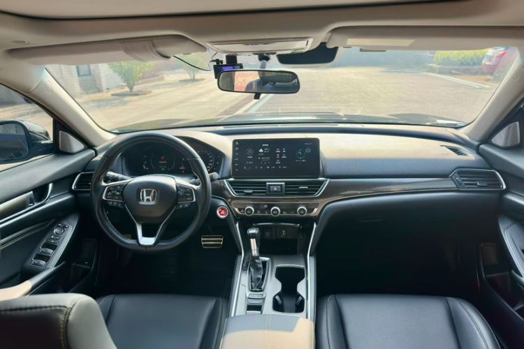 Used Honda Accord 2022 260TURBO Phantom Night · Prestige Edition
