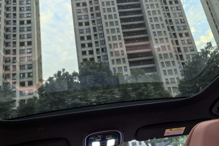 Used  S07 2024 215Max Qiankun Intelligent Driving ADS SE Range-Extended Version
