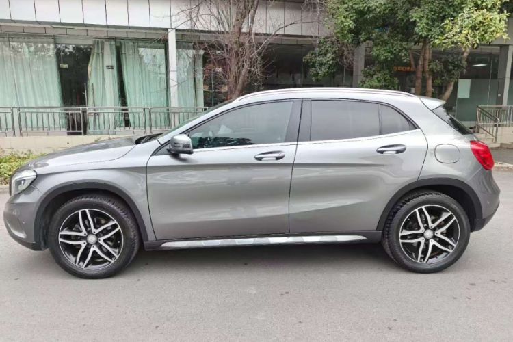 Used Mercedes-Benz GLA 2015 GLA 200 Fashion Model