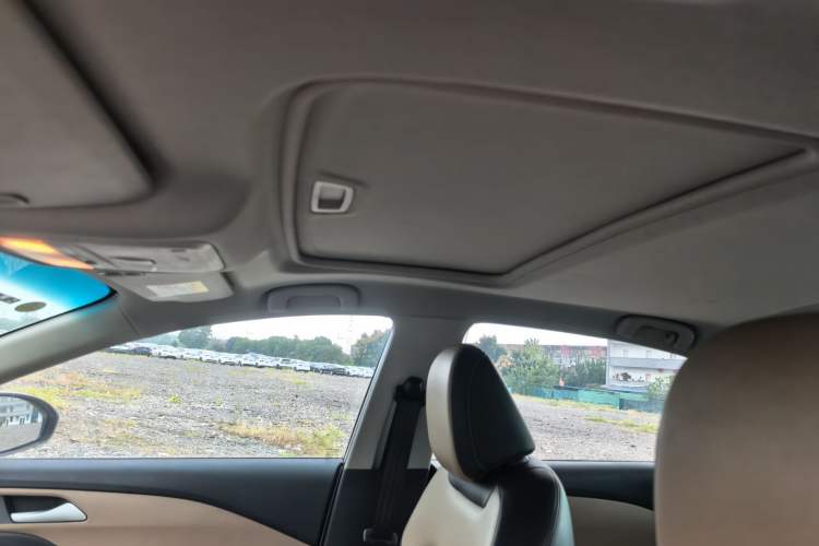 Used Chevrolet Monza 2022 320 Automatic Enjoyment Sunroof Version
