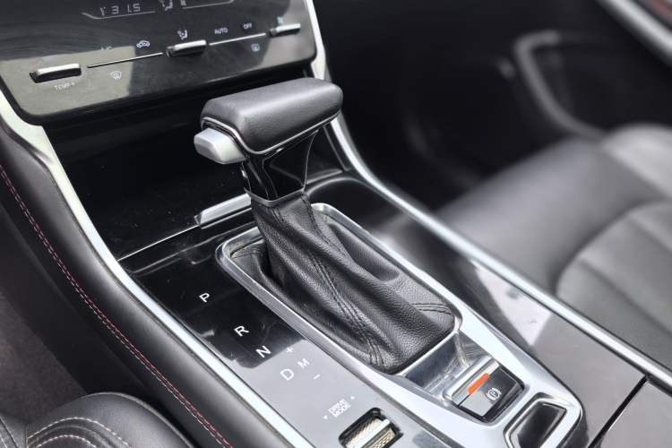 Used Changan CS75 2020 280T DCT Luxury Model China VI Standard
