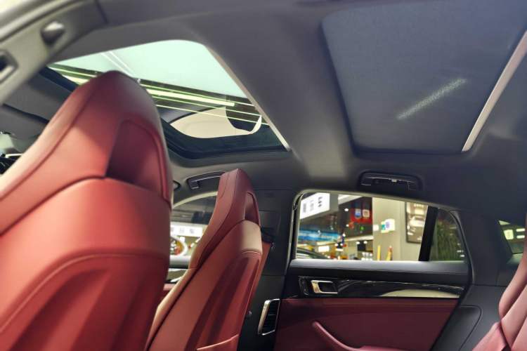 Used Porsche Panamera 2023 Panamera 4 E-Hybrid Platinum Edition 2.9T
