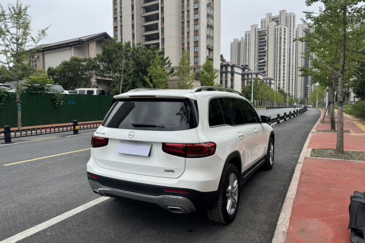 Used Mercedes-Benz GLB 2022 Second Facelift GLB 200 Fashion Edition
