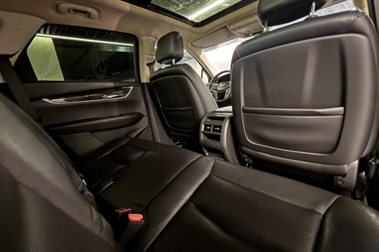 Used Cadillac XT5 2018 25T Luxury Model
