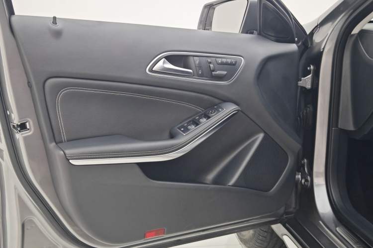 Used Mercedes-Benz GLA 2016 GLA 220 4MATIC Fashion Edition
