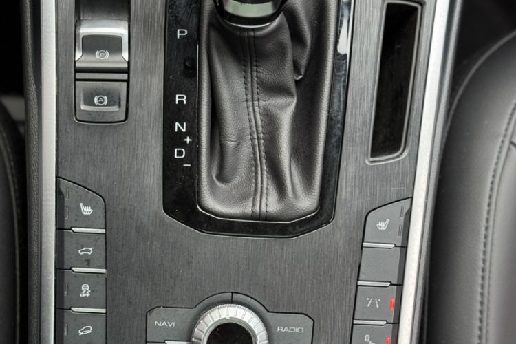 Used Wey VV7 2017 2.0T Flagship Edition
