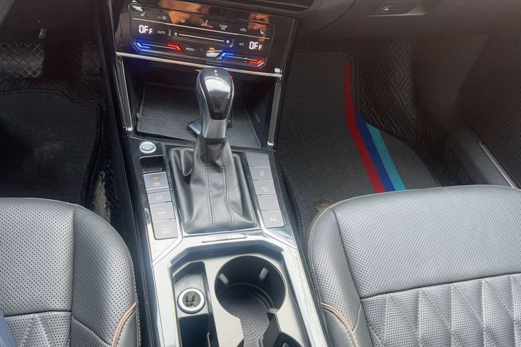 Used Volkswagen Passat New Energy 2020 430 PHEV Hybrid Luxury Edition China VI Standard
