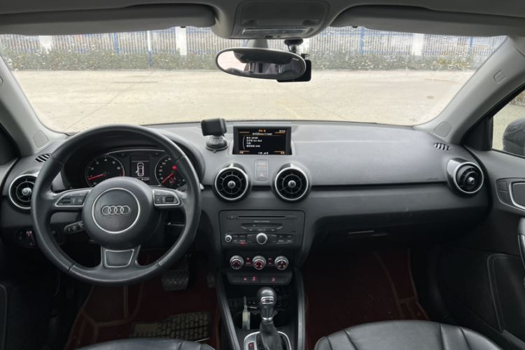 Used Audi A1 2014 30 TFSI Sportback Comfort Model