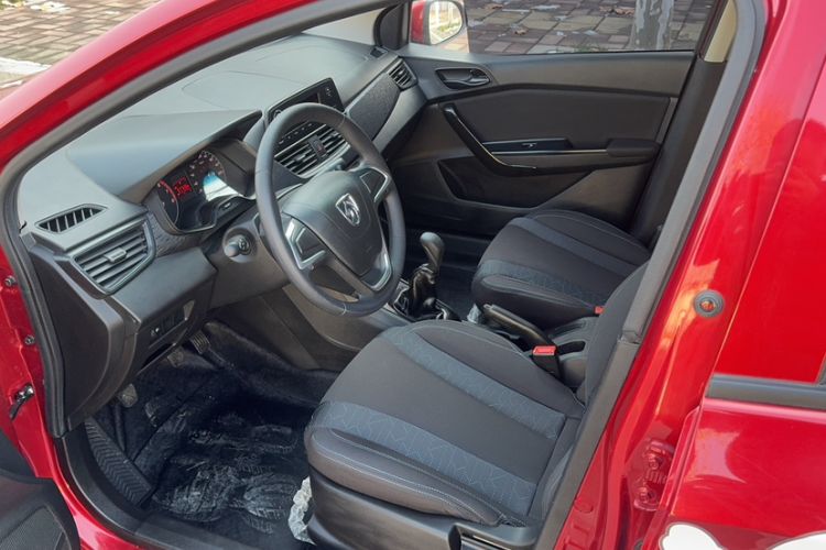 Used Baojun 310 2016 1.2L manual Comfort trim level