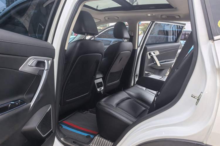 Used Geely Auto Emgrand X7 Sport 2016 1.8TD Automatic Smart Connectivity Version
