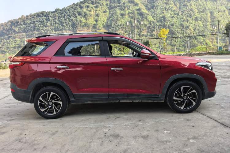 Used Dongfeng Fengon S560 2018 1.8L CVT Urban Model 5 Seats